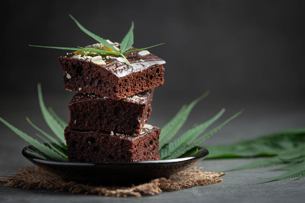 Niebezpieczenstwa i ryzyko space cake przedawkowanie THC skutki uboczne